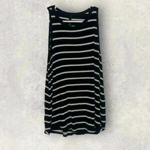 Renee C tank top size medium